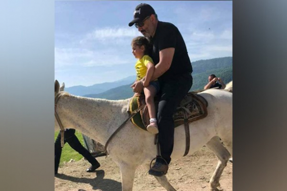 Ամենից արագավազ երիվարով էլ իրականությունից չես փախչի, որքան էլ այն խեղես