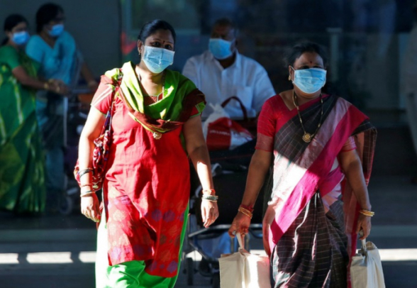 Индия вышла на второе место в мире по заболеваемости COVID-19