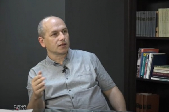 Գրեթե ամեն ինչ 30 տարվա մասին