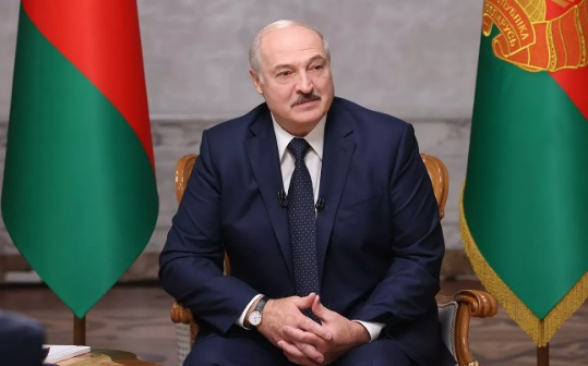 Лукашенко заявил, что не собирается бежать из страны