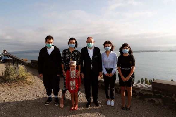 Հայրենիքը կրկեսի վերածելու «նուրբ արվեստը»