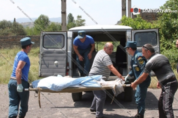 Վարդահովիտ գյուղի «Դմբլի յուրդ» կոչվող հանդամասում հայտնաբերվել է  59-ամյա տղամարդու դի՝ մարմնի վրա կայծակի հարվածի հետքերով