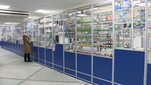 В России лекарства от COVID-19 появятся в обычных аптеках