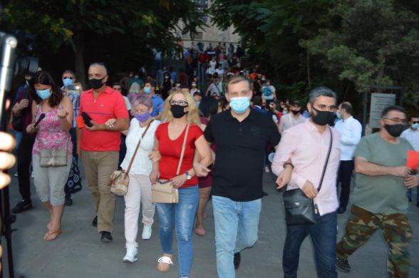 STOP NIKOL: митинг-шествие с требованием отставки Никола Пашиняна (видео)