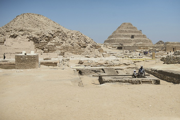 Близ Каира обнаружены 27 саркофагов возрастом более 2500 лет (фото)