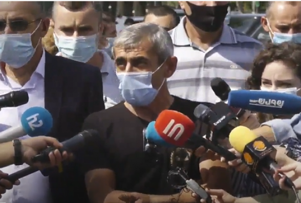 «Ադրբեջանն իր նավթն է օգտագործում, իսկ մենք մեր հանքը չենք շահագործում»․ Ամուլսարի շրջակա համայնքների բնակիչների ակցիան ԱԺ-ի մոտ (տեսանյութ)