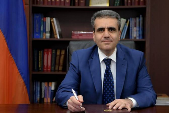 Единственным кандидатом на пост председателя Конституционного суда является Ерванд Хундкарян