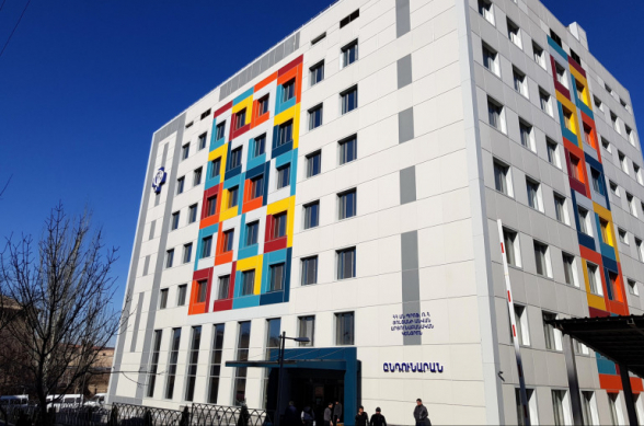 Այս պահին արյան անհրաժեշտ խմբաքանակը համալրվել է, խնդրում ենք չայցելել Արյունաբանական կենտրոն․ Ռ․ Հ․ Յոլյանի անվան արյունաբանական կենտրոն