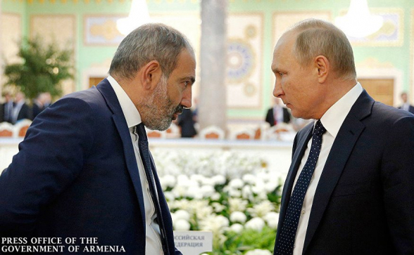 Пашинян и Путин обсудили ситуацию в зоне нагорно-карабахского конфликта