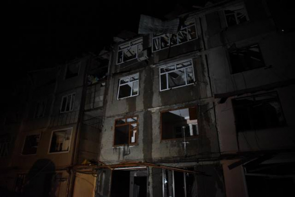 Враг снова наносит удары по Степанакерту (фото, видео)