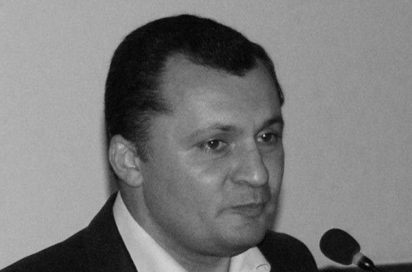 Կորոնավիրուսից մահացել է ԵՊՀ պատմության ամբիոնի վարիչ, պատմագիտության դոկտոր, պրոֆեսոր Արտակ Մովսիսյանը