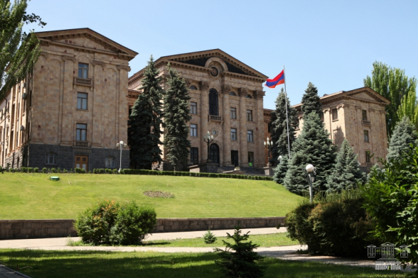 Армения на 40 млрд драмов увеличит военные расходы