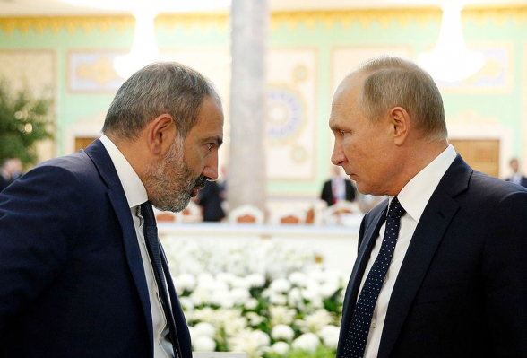 Пашинян и Путин обсудили ситуацию в зоне Карабахского конфликта