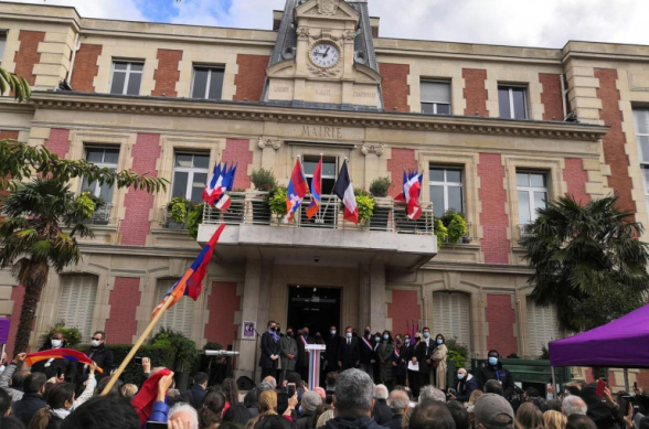 Альфорвиль выступает за признание Францией независимости Арцаха