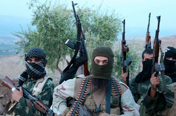 «Каждый день отправляется новая колонна»: сирийские боевики рассказали «The National», как были завербованы Турцией и уехали в Азербайджан