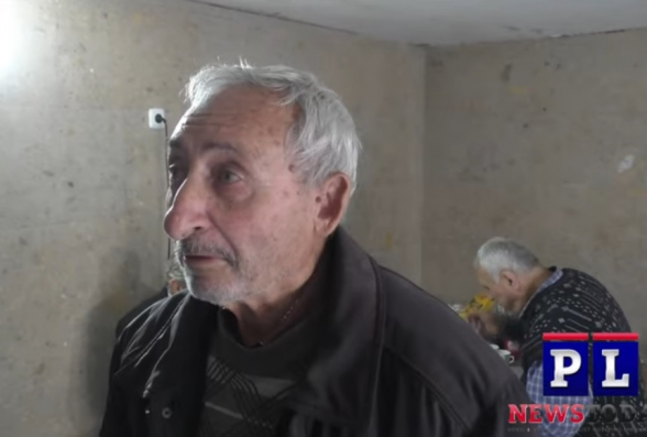 Четверо сыновей на фронте, дом разрушен в результате азербайджанской бомбежки