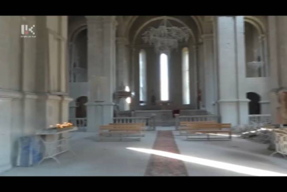 Մի խումբ երիտասարդներ մաքրել են Ղազանչեցոց Սուրբ Ամենափրկիչ եկեղեցին