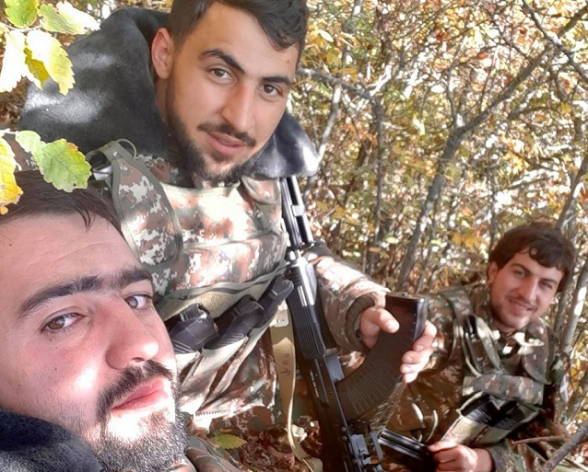 Շրջափակման մեջ՝ Թևանիկի դերակատարը զանգել է եղբորը. ինչ մանրամասներ է հայտնում Հովհաննես Խոդերյանի եղբայրը (տեսանյութ, լուսանկար)