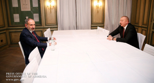 Алиев не исключил встречи с Пашиняном в Москве