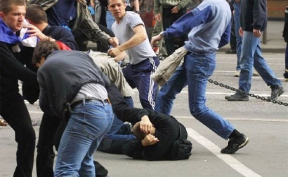 Երևանում մի խումբ անչափահասների վիճաբանությունն ավարտվել է ծեծկռտուքով, կա վիրավոր. ոստիկանությունը հայտնաբերել է միջադեպի 12 մասնակցի