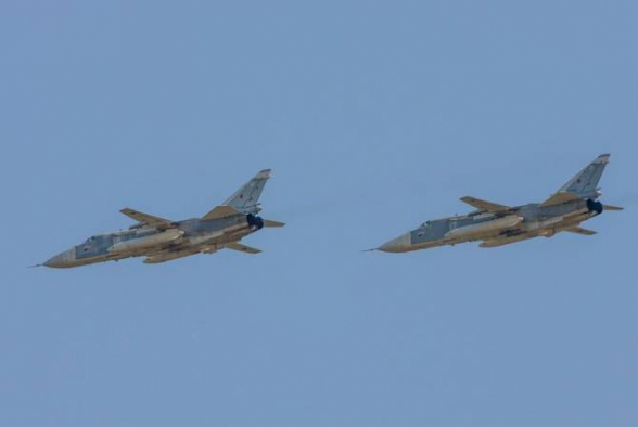 ВКС РФ провели масштабную атаку на поддерживаемый Турцией лагерь боевиков на севере Сирии