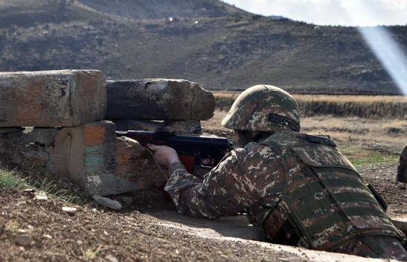Ночью на арцахско-азербайджанской линии фронта шли бои разной интенсивности