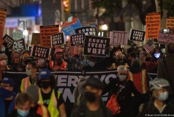 Нью-Йорк против Трампа: в городе демонстрации и стычки с полицией