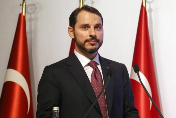 Министр финансов Турции уходит в отставку