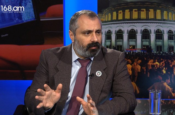 Ի՞նչ անենք, խաբե՞նք ժողովրդին, ինքնախաբեությամբ զբաղվե՞նք․ կենացներով չպետք է խաբենք ու ժողովուրդը չիմանա՝ ինչ է  անելու․ Դավիթ Բաբայան