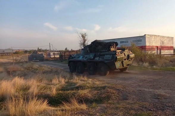 Ռուս խաղաղապահների բրիգադն ավելի քան 300 կմ երթով շարժվել են Լեռնային Ղարաբաղ. ՌԴ ՊՆ. РИА Новости