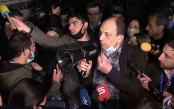 Հայաստանում գործում է 37 թիվը, երբ վոժդի հրամանով ձերբակալում էին մարդկանց. իրավապաշտպան Ավետիք Իշխանյան (տեսանյութ)