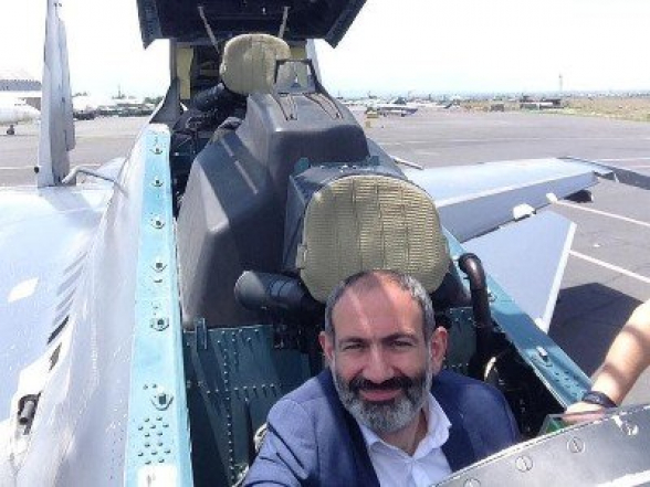 ՀՀ պաշտպանության բյուջեից 130 մլն դոլար մսխվել է 2 անգամ Նիկոլի սելֆի անելու համար