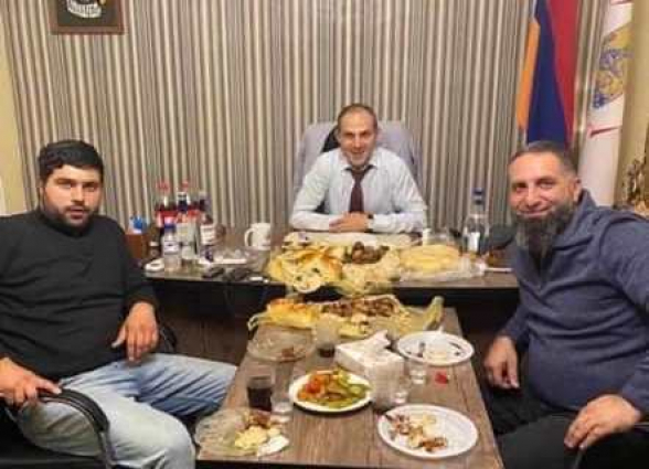 Դավթաշեն վարչական շրջանի ղեկավարի աշխատակազմի քարտուղար Սահակ Ասատրյանն ազատվել է աշխատանքից (լուսանկար)