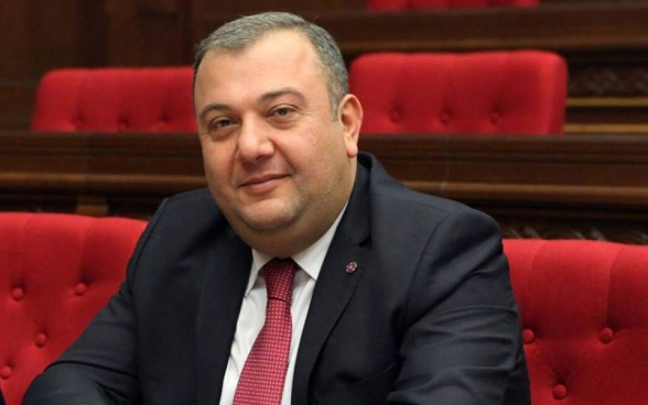 Էդ, որ Արայիկը ասում ա՝ 5 օրում 25.000 մարդ ա վերադարձել Արցախ, կարո՞ղ ա ռուսական խաղաղապահներին էլ ա հետը հաշվել