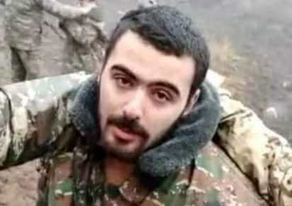 Էրիկ Խաչատրյանն է, 18 տարեկան․ երեկ տականք ազերիների կողմից տարածված տեսանյությում գերեվարված զինվորն է