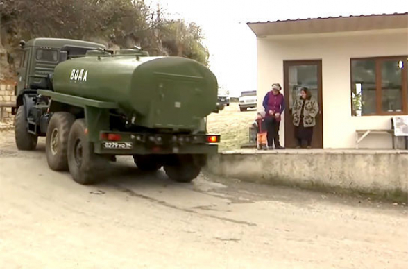 Ռուս խաղաղապահները խմելու ջուր են հասցրել Լեռնային Ղարաբաղի բարձր լեռնային գյուղերի բնակիչներին