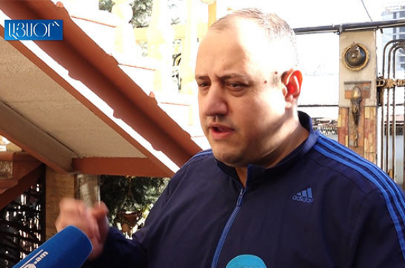 «Սա շարքային, փնթի կազմակերպված քաղաքական հետապնդում է, որն արդյունք չի տալու». Խուզարկել են Միհրան Հակոբյանի տունը (տեսանյութ)