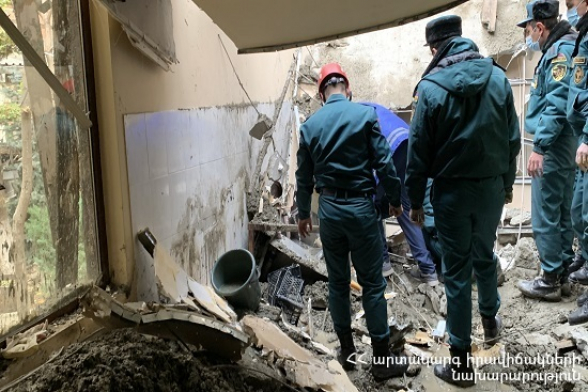 Երևանի Դավթաշեն վարչական շրջանում գտնվող «Օդալեն» ռեստորանի խոհանոցի առաստաղը փլուզվել է. փլատակների տակից դուրս են բերել 62-ամյա կնոջ դի