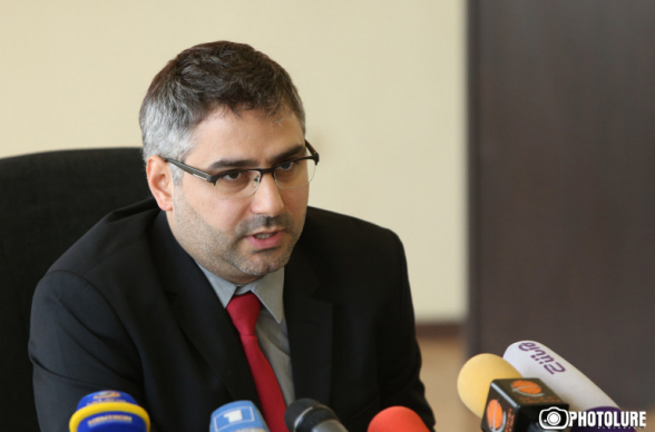 Նա կարող էր հանձնել յոթ շրջանը, պիտակավորվել դավաճան ինչպես հիմա, և մենք կունենայինք Հադրութը, չէինք ունենա հազարավոր զոհեր, միայն սա բավարար է հրաժականի ու տրիբունալի համար