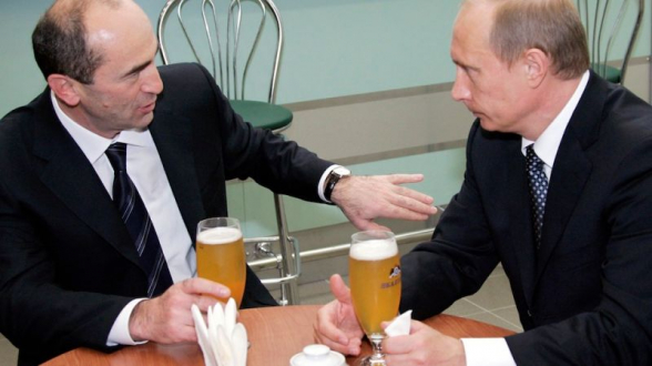 Թե բա Քոչարյանը Արցախի նախկին նախագահներին խնդրել է, որ Նիկոլ Փաշինյանին խնդրեն, որ Պուտինը հանդիպի Քոչարյանի հետ․ լո՞ւրջ ես ասում, Նիկոլ