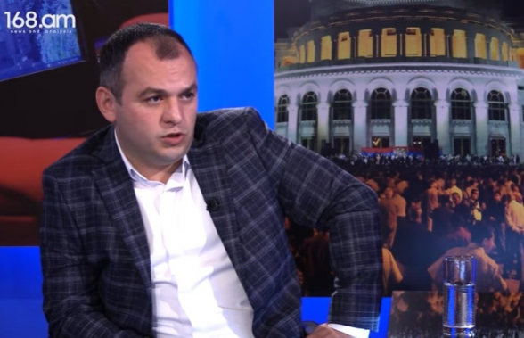 «Հեղափոխությունից հետո ՔՊ-ից  դուրս գալու դիմում եմ գրել». Վարդան Աթաբեկյանը փակագծեր է բացում (տեսանյութ)