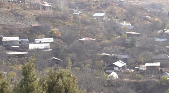 После войны есть лишь один путь, чтобы встать на ноги – жители прилегающих к руднику Амулсар общин (видео)