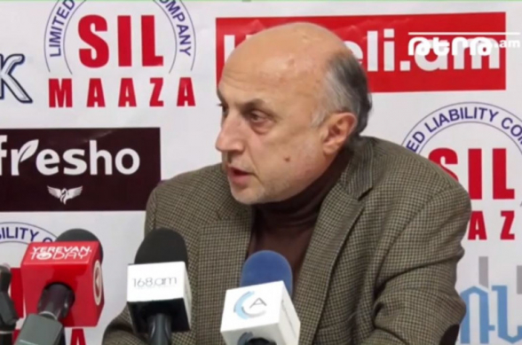 Проигравший в войне незамедлительно подает в отставку: Пашинян – политический труп, и должен уйти как можно скорее – Тигран Экекян (видео)