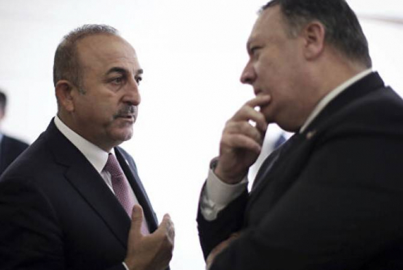 ՆԱՏՕ-ի ԱԳ նախարարների հանդիպման ընթացքում Պոմպեոն և Չավուշօղլուն միմյանց հասցեին կոպիտ մեղադրանքներ են հնչեցրել