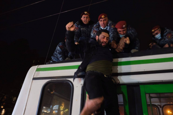 Сотрудникам Полиции Армении к концу года обещали премии – «Грапарак»