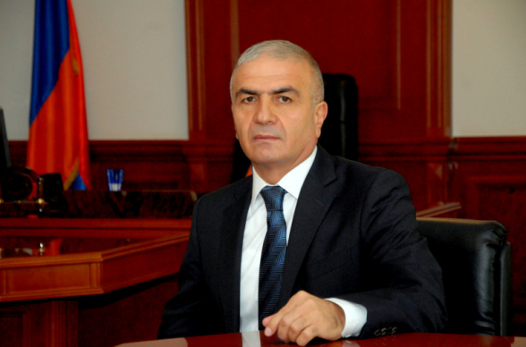 Հունան Պողոսյանն ազատվեց Սյունիքի մարզպետի պաշտոնից