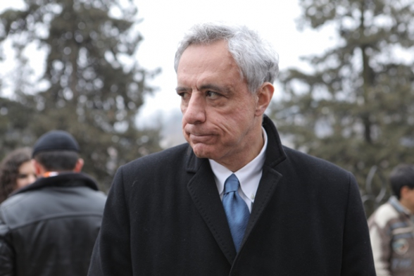 Պարզագույնի օրենք․ Վարդան Օսկանյան