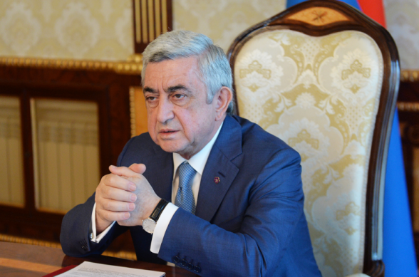 Նորանկախ ՀՀ-ի նախկին բոլոր իշխանությունները հիշատակվելու են որպես Հայրենիքն արժանապատվորեն պաշտպանած, իսկ Փաշինյանը՝ հանուն աթոռի պատերազմում պարտված, հողերը հանձնած․ Ս․ Սարգսյանի գրասենյակ