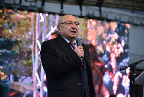 Никол Пашинян должен понять: чем раньше он подаст в отставку, тем лучше для него самого – Вазген Манукян (видео)