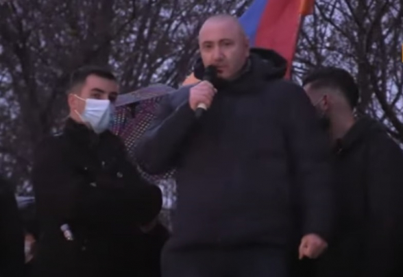 Вставай, народ! Армения без Никола – Андраник Теванян (видео)